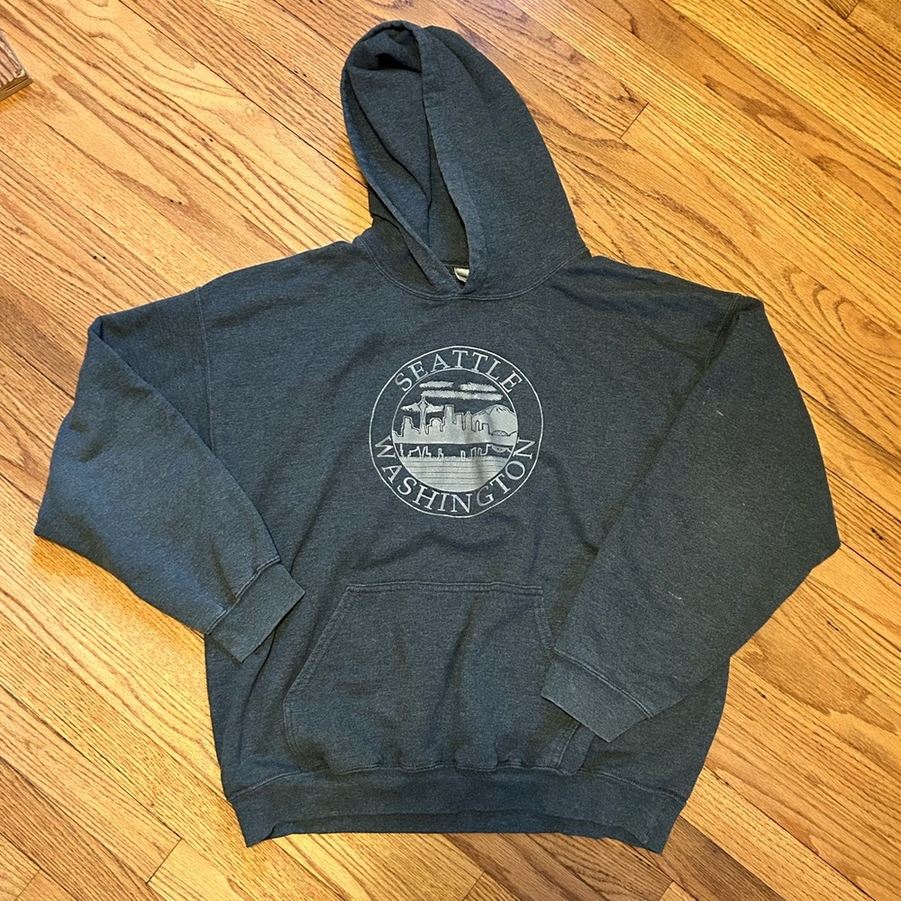 Seattle Washington Hoodie / Large